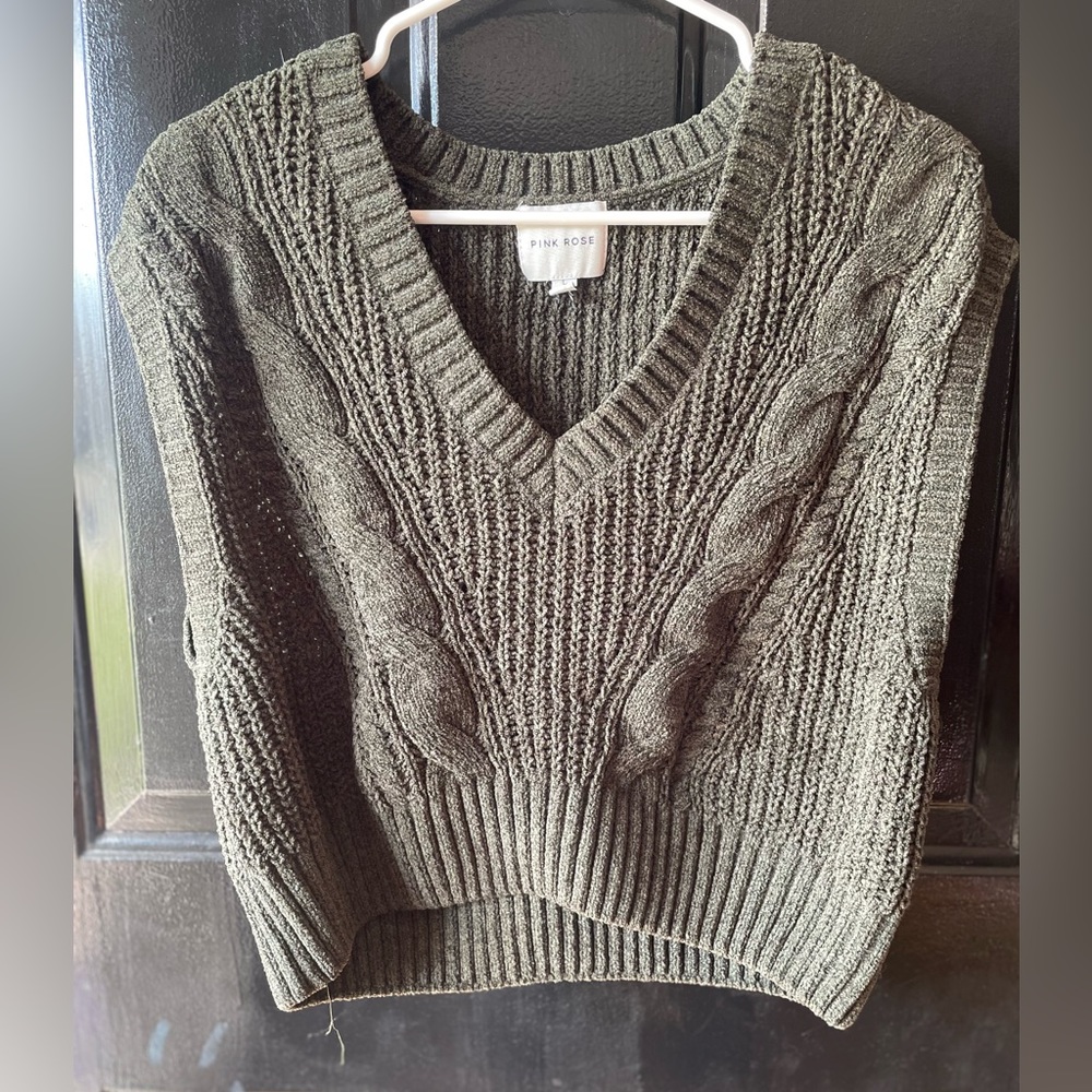 Pink Rose sweater vest size L